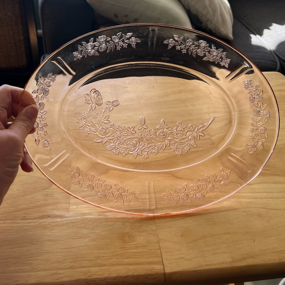 12.5" x 9" OVAL PINK DEPRESSION GLASS SERVING PLATTER SHARON  CABBAGE ROSE